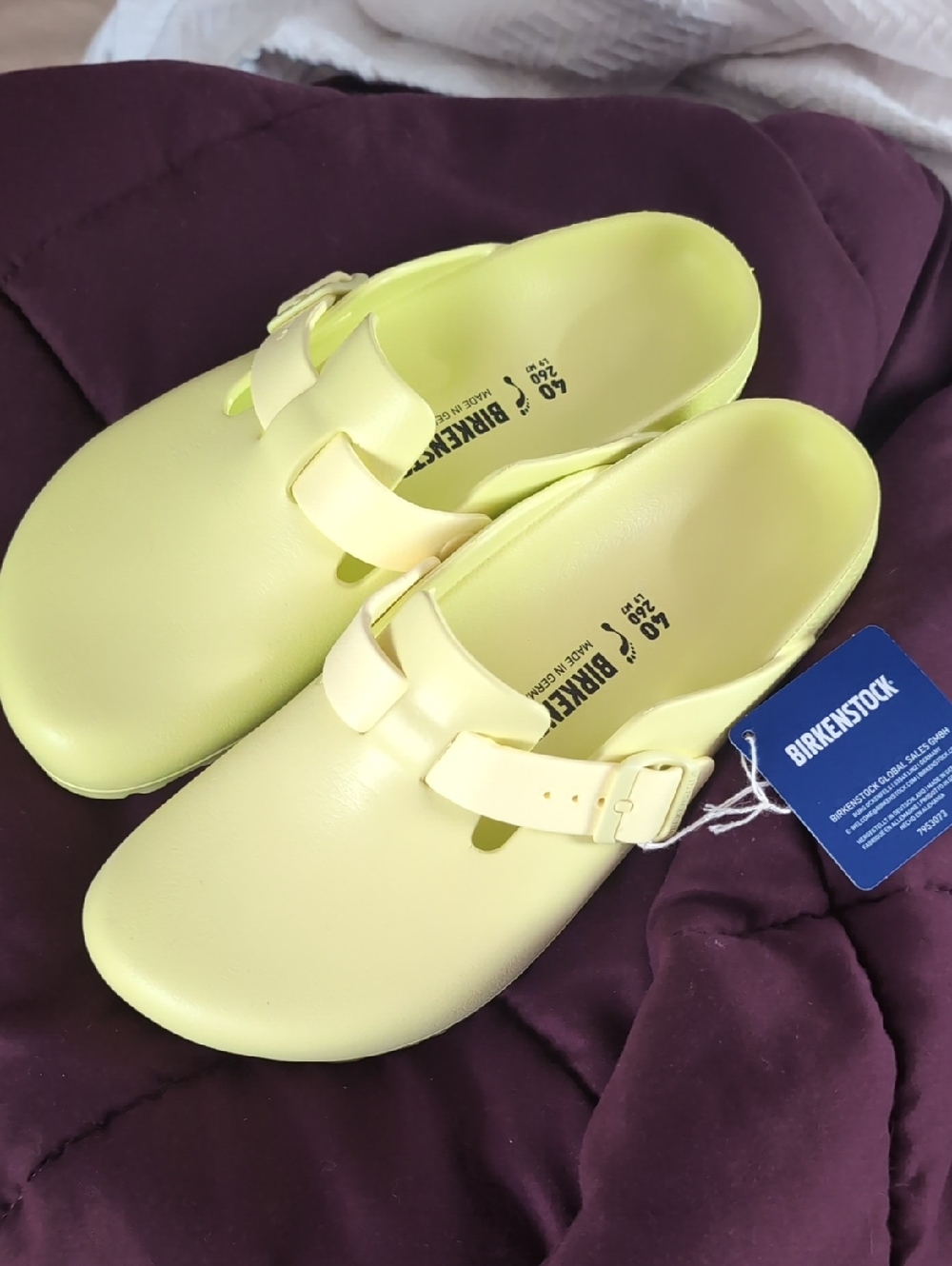 NWT Birkenstock Women's Neon Yellow Boston EVA Clog Water Friendly Summer Slipon